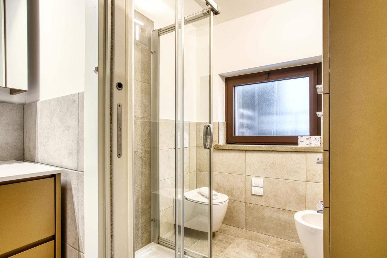 Appartement Joivy Charismatic 1-Bed Flat With Parking à Milan Extérieur photo