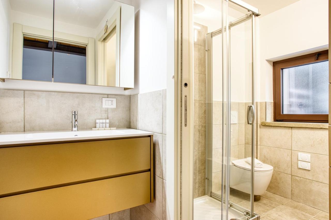Appartement Joivy Charismatic 1-Bed Flat With Parking à Milan Extérieur photo